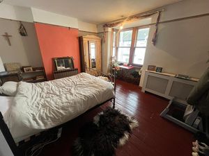 Photo 5- click for photo gallery